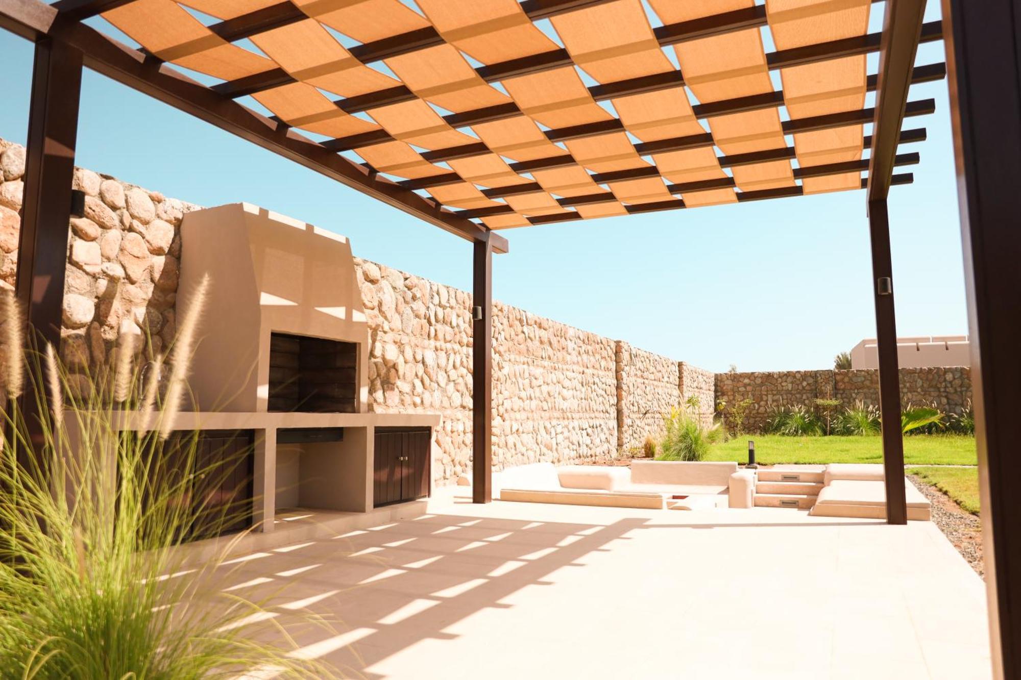 Wateera Jebel Sifah Apartment